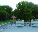 09ampdecu_4v.jpg